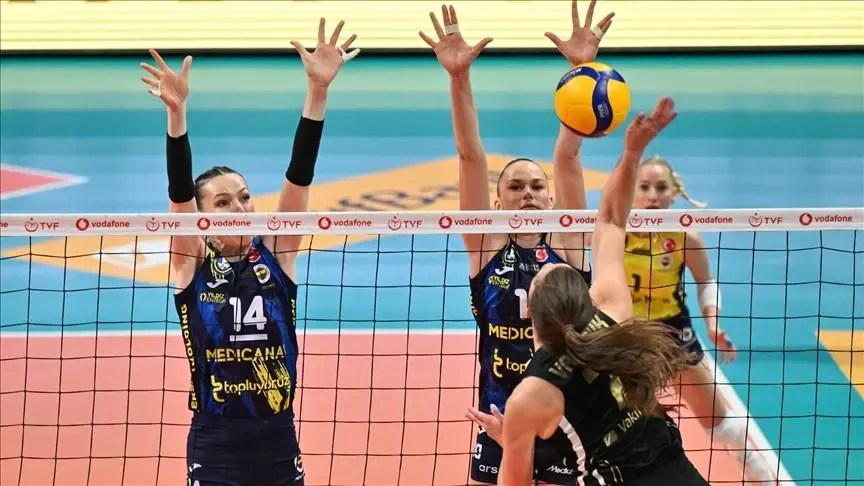Voleybolda derbi zamanı: Galatasaray-Fenerbahçe yarın oynanacak Voleybolda derbi zamanı: Galatasaray-Fenerbahçe yarın oynanacak