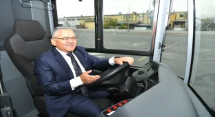 Kayseri Büyükşehir Belediyesi elektrikli otobüsleri teslim aldı