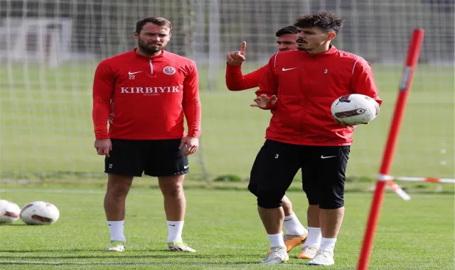 Antalyaspor, Türkiye Kupası’ndaki Pendikspor maçına hazır Antalyaspor, Türkiye Kupası’ndaki Pendikspor maçına hazır