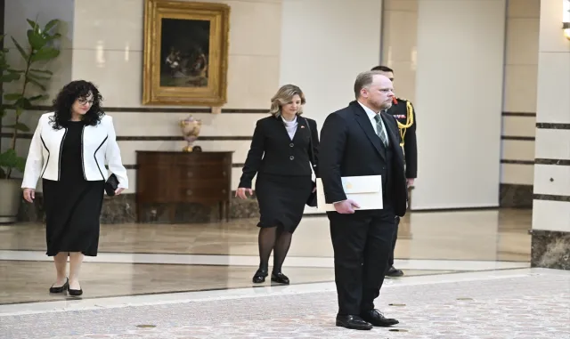 Cumhurbaşkanı Erdoğan, Endonezya, Venezuela ve Kanada büyükelçilerini kabul etti Cumhurbaşkanı Erdoğan, Endonezya, Venezuela ve Kanada büyükelçilerini kabul etti