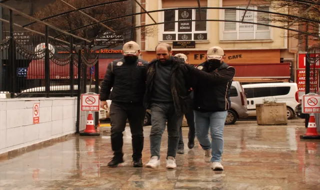 GÜNCELLEME - Eskişehir’de yakalanan terör örgütü DEAŞ üyesi tutuklandı GÜNCELLEME - Eskişehir’de yakalanan terör örgütü DEAŞ üyesi tutuklandı