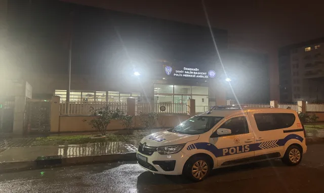 GÜNCELLEME - İzmir’de sokak kedilerini öldürdüğü öne sürülen şüpheli tutuklandı GÜNCELLEME - İzmir’de sokak kedilerini öldürdüğü öne sürülen şüpheli tutuklandı