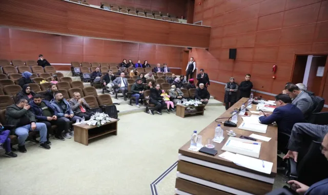 Kayseri Valisi Çiçek, vatandaşları dinledi Kayseri Valisi Çiçek, vatandaşları dinledi