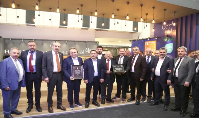 KAYSO Başkanı Büyüksimitci, mobilya fuarına katıldı KAYSO Başkanı Büyüksimitci, mobilya fuarına katıldı