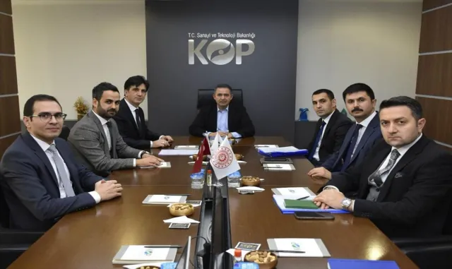 Kırşehir Valisi Buhara, Konya’da ziyaretlerde bulundu Kırşehir Valisi Buhara, Konya’da ziyaretlerde bulundu