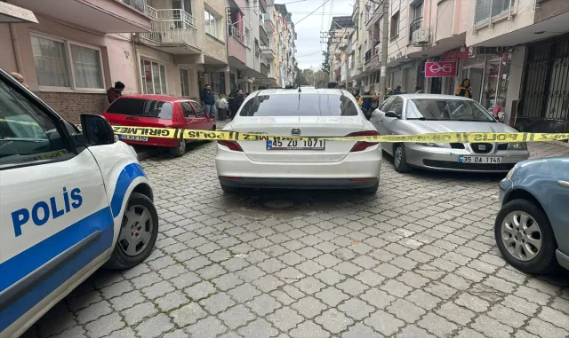 Manisa’da gönül ilişkisi yaşadığı kadını öldüren kişi intihar etti Manisa’da gönül ilişkisi yaşadığı kadını öldüren kişi intihar etti