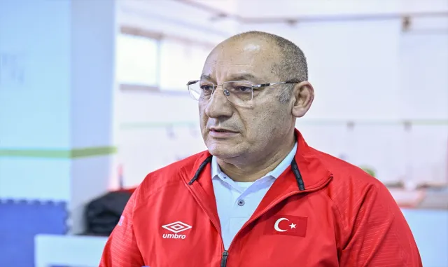 Milli halterciler, Avrupa Şampiyonası’ndan 2024 Paris kotasıyla dönmek istiyor Milli halterciler, Avrupa Şampiyonası’ndan 2024 Paris kotasıyla dönmek istiyor