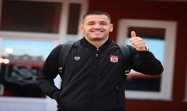 Sivasspor Antalya’ya gitti Sivasspor Antalya’ya gitti