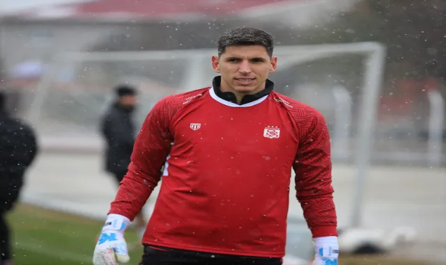 Sivasspor’da Beşiktaş maçı mesaisi başladı Sivasspor’da Beşiktaş maçı mesaisi başladı