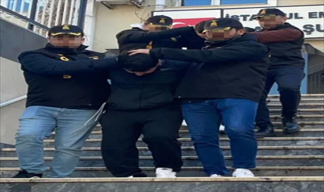 Sultangazi’deki cinayetin zanlısı 2 kişi yakalandı Sultangazi’deki cinayetin zanlısı 2 kişi yakalandı