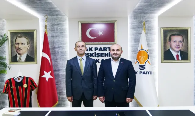 AK Parti’nin Sarıcakaya Belediye Başkan adayı Ahmet Dönmez oldu AK Parti’nin Sarıcakaya Belediye Başkan adayı Ahmet Dönmez oldu