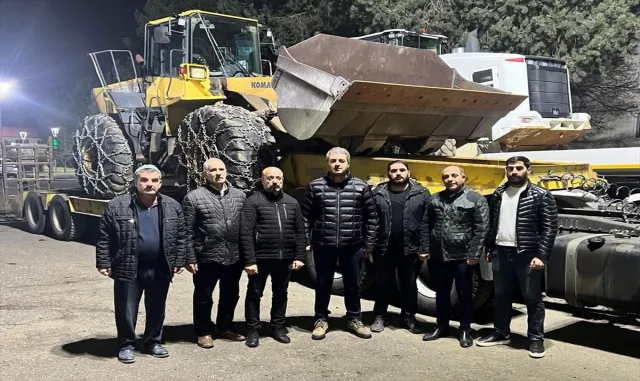 Bingöl’den Erzincan’da maden ocağındaki çalışmalara araç ve personel desteği Bingöl’den Erzincan’da maden ocağındaki çalışmalara araç ve personel desteği