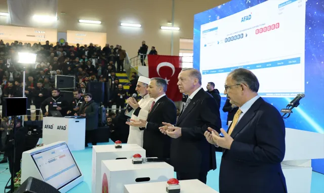 Cumhurbaşkanı Erdoğan, Şanlıurfa Deprem Konutları Kura ve Teslim Töreni’nde konuştu: (1) Cumhurbaşkanı Erdoğan, Şanlıurfa Deprem Konutları Kura ve Teslim Töreni’nde konuştu: (1)