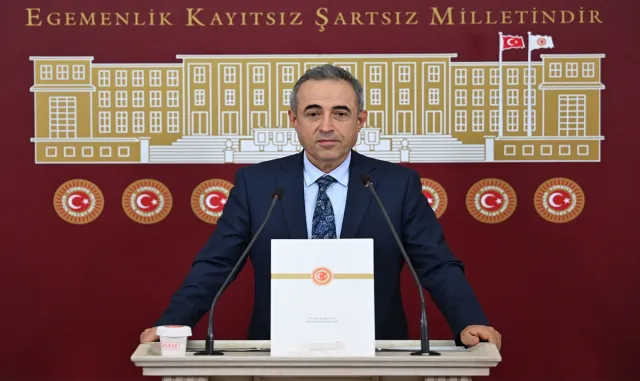 DEVA Parti’li Karatutlu: "6 Şubat depremlerinden etkilenen şehirlere adil taksimatla konut yapılmalı" DEVA Parti’li Karatutlu: "6 Şubat depremlerinden etkilenen şehirlere adil taksimatla konut yapılmalı"