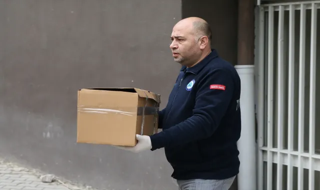 Eskişehir’de çöplükte ölü bulunan bebeğin cenazesi defnedildi Eskişehir’de çöplükte ölü bulunan bebeğin cenazesi defnedildi