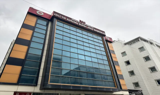 GÜNCELLEME 3 - Marmara Denizi’nde batan geminin enkazında bir kişinin cesedi bulundu GÜNCELLEME 3 - Marmara Denizi’nde batan geminin enkazında bir kişinin cesedi bulundu