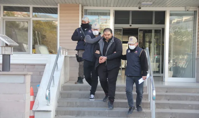 GÜNCELLEME - Kırıkkale’de DEAŞ şüphelisi tutuklandı GÜNCELLEME - Kırıkkale’de DEAŞ şüphelisi tutuklandı
