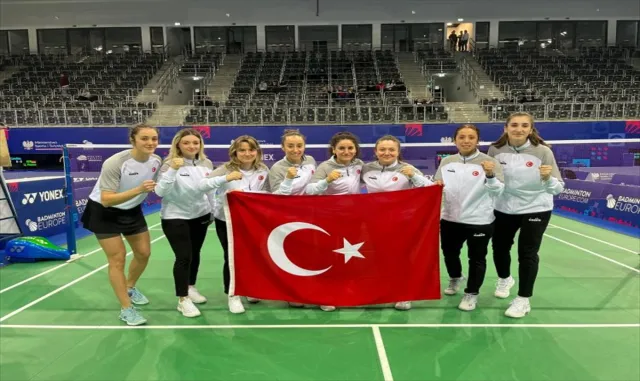 Kadın Badminton Milli Takımı, Avrupa Takımlar Şampiyonası’na galibiyetle başladı Kadın Badminton Milli Takımı, Avrupa Takımlar Şampiyonası’na galibiyetle başladı
