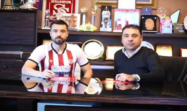 Sivasspor, İbrahim Akdağ’ı transfer etti Sivasspor, İbrahim Akdağ’ı transfer etti