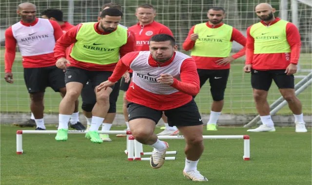 Antalyaspor, MKE Ankaragücü maçı hazırlıklarını sürdürdü Antalyaspor, MKE Ankaragücü maçı hazırlıklarını sürdürdü
