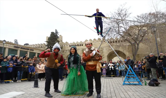 Azerbaycan’da Nevruz Bayramı kutlanıyor Azerbaycan’da Nevruz Bayramı kutlanıyor
