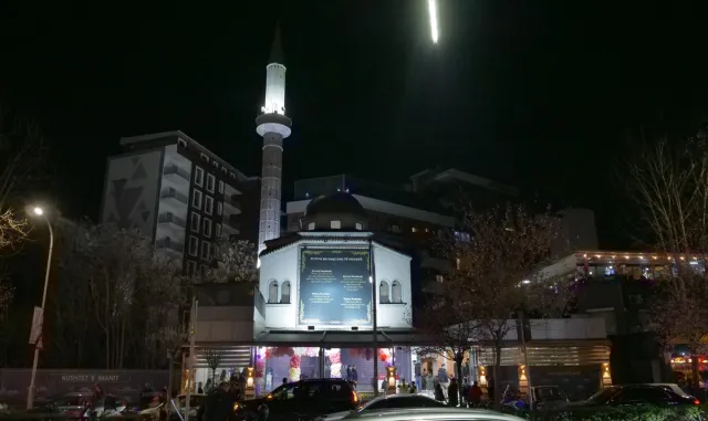 Balkanlar’da ilk teravih namazıyla ramazan ayı karşılandı Balkanlar’da ilk teravih namazıyla ramazan ayı karşılandı