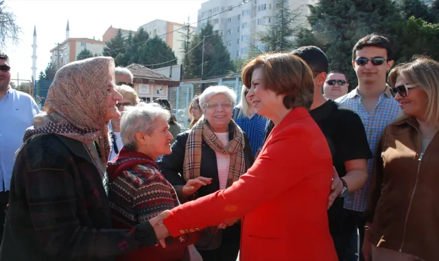 CHP Eskişehir Büyükşehir Belediye Başkan adayı Ünlüce, oyunu kullandı CHP Eskişehir Büyükşehir Belediye Başkan adayı Ünlüce, oyunu kullandı