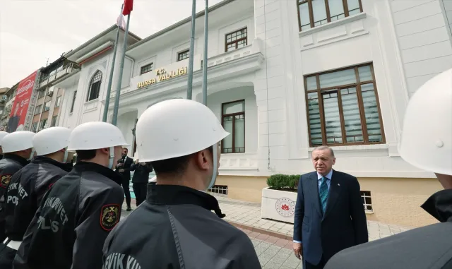 Cumhurbaşkanı Erdoğan, Bursa Valiliği’ni ziyaret etti Cumhurbaşkanı Erdoğan, Bursa Valiliği’ni ziyaret etti