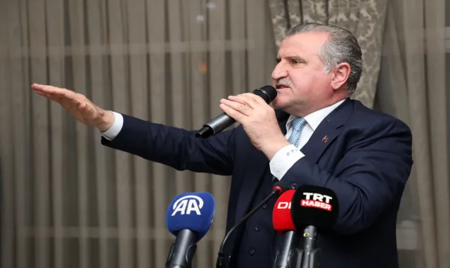 Gençlik ve Spor Bakanı Bak, Rize’de iftar programında konuştu: Gençlik ve Spor Bakanı Bak, Rize’de iftar programında konuştu:
