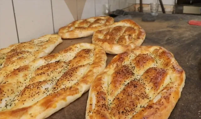 Kırşehir’de pide fiyatları açıklandı Kırşehir’de pide fiyatları açıklandı