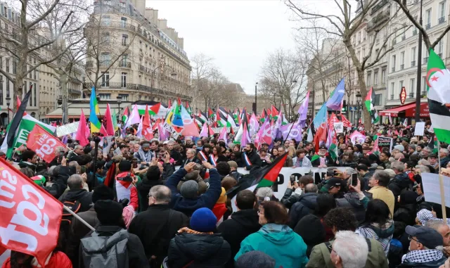 Paris’te Filistin destekçileri, Gazze’deki "soykırıma" karşı sokağa indi Paris’te Filistin destekçileri, Gazze’deki "soykırıma" karşı sokağa indi