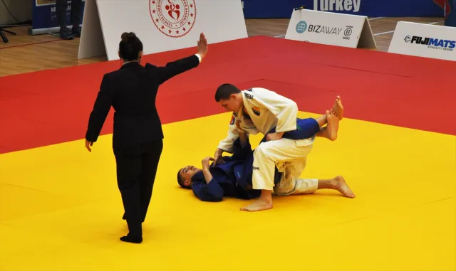Ümitler Nazım Canca Avrupa Kupası Judo Turnuvası Antalya’da başladı Ümitler Nazım Canca Avrupa Kupası Judo Turnuvası Antalya’da başladı