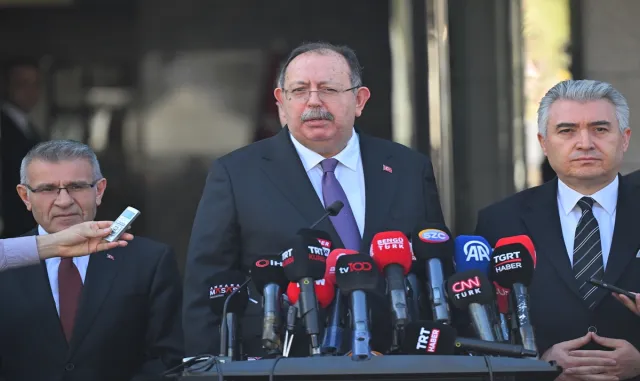 YSK Başkanı Yener: "Saat 16.00 itibarıyla 32 ilimizde oy sayımı başladı" YSK Başkanı Yener: "Saat 16.00 itibarıyla 32 ilimizde oy sayımı başladı"