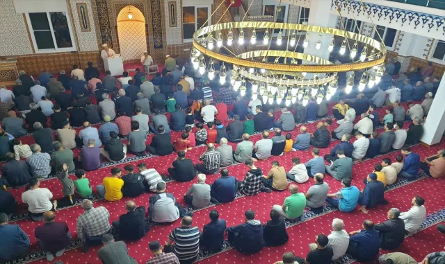 Adana, Mersin, Hatay ve Osmaniye’de Kadir Gecesi idrak edildi Adana, Mersin, Hatay ve Osmaniye’de Kadir Gecesi idrak edildi
