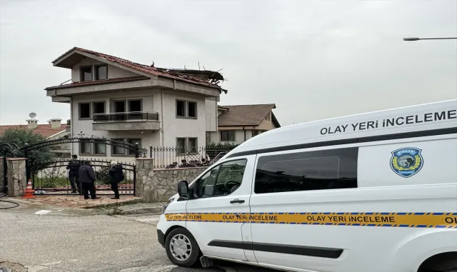Bursa’da villada çıkan yangında ölen kişinin cinayete kurban gittiği belirlendi Bursa’da villada çıkan yangında ölen kişinin cinayete kurban gittiği belirlendi