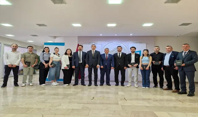 Eskişehir’de gazetecilere basın kartları teslim edildi Eskişehir’de gazetecilere basın kartları teslim edildi