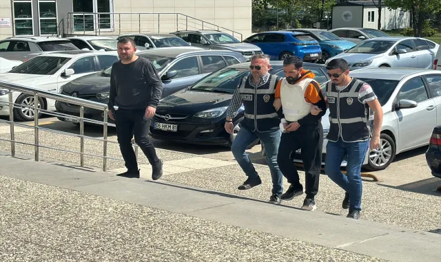 GÜNCELLEME - Bolu’da eşi tarafından bıçaklanan kadın ve babası öldü GÜNCELLEME - Bolu’da eşi tarafından bıçaklanan kadın ve babası öldü