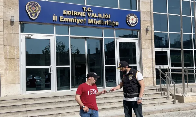 GÜNCELLEME - Edirne’de down sendromlu genci gasbeden zanlı adli kontrolle serbest bırakıldı GÜNCELLEME - Edirne’de down sendromlu genci gasbeden zanlı adli kontrolle serbest bırakıldı