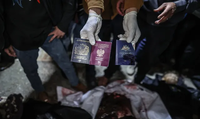 İsrail’in Gazze’ye saldırısında uluslararası yardım kuruluşunun Batı uyruklu çalışanları öldü İsrail’in Gazze’ye saldırısında uluslararası yardım kuruluşunun Batı uyruklu çalışanları öldü