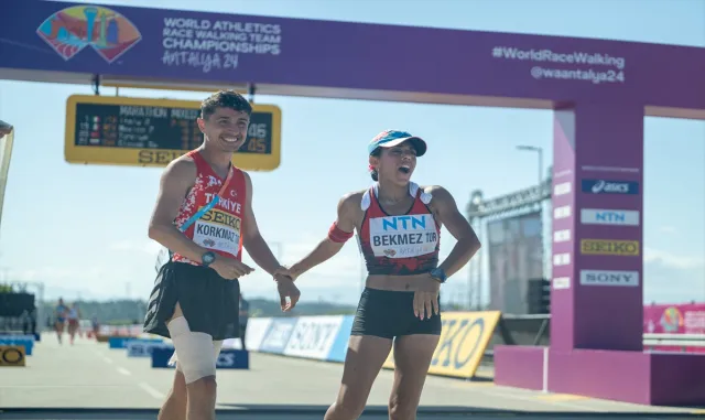 Milli atletler, karışık bayrak maraton yarışında Paris 2024 kotası aldı Milli atletler, karışık bayrak maraton yarışında Paris 2024 kotası aldı