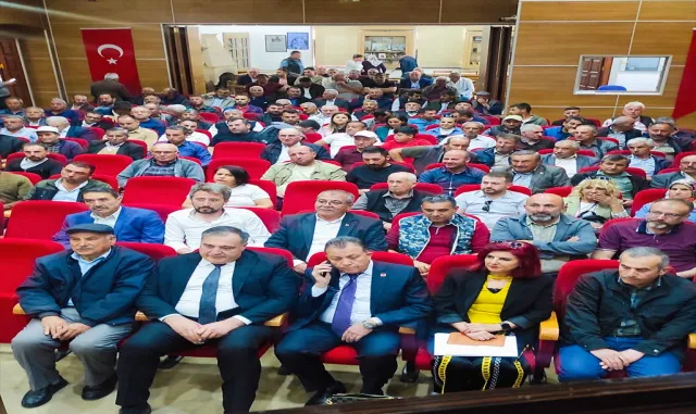 Nallıhan’da hayvan üreticileri ile istişare toplantısı yapıldı Nallıhan’da hayvan üreticileri ile istişare toplantısı yapıldı