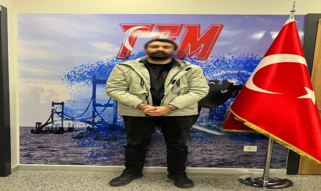Terör örgütü PKK/KCK’nın sözde "Paris kuzey gençlik kolu sorumlusu" yakalandı Terör örgütü PKK/KCK’nın sözde "Paris kuzey gençlik kolu sorumlusu" yakalandı