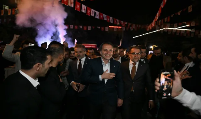 Yeniden Refah Partisi Genel Başkanı Erbakan yerel seçim sonuçlarını değerlendirdi: Yeniden Refah Partisi Genel Başkanı Erbakan yerel seçim sonuçlarını değerlendirdi: