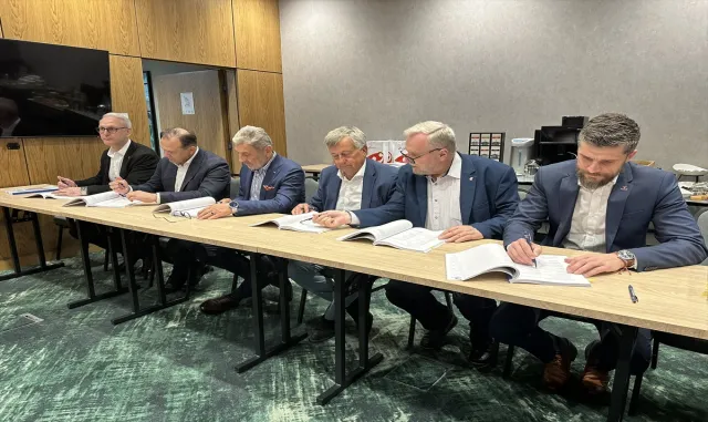 2026 EHF Kadınlar Avrupa Hentbol Şampiyonası için sözleşmeler imzalandı 2026 EHF Kadınlar Avrupa Hentbol Şampiyonası için sözleşmeler imzalandı