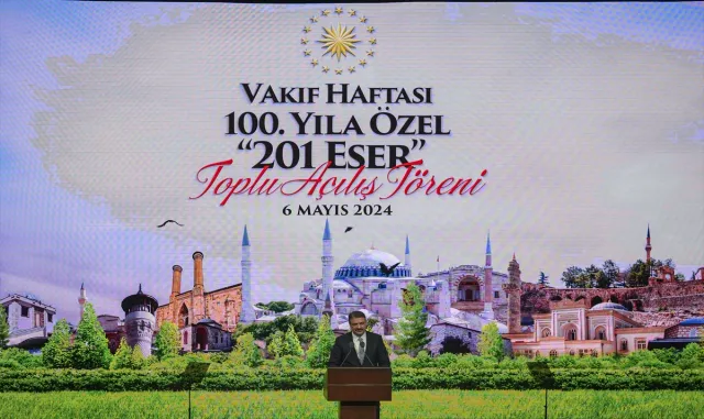 Cumhurbaşkanı Erdoğan, Vakıflar Genel Müdürlüğünce restorasyonu yapılan 201 eserin açılışında konuştu: (2) Cumhurbaşkanı Erdoğan, Vakıflar Genel Müdürlüğünce restorasyonu yapılan 201 eserin açılışında konuştu: (2)