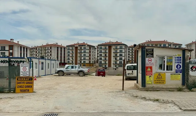 Eskişehir’de site şantiyesindeki kavgada bıçakla yaralanan güvenlik görevlisi hastanede öldü Eskişehir’de site şantiyesindeki kavgada bıçakla yaralanan güvenlik görevlisi hastanede öldü