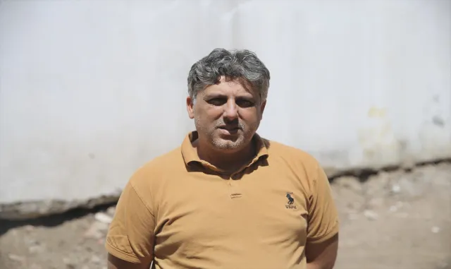Fethiye’de binanın altına girdiği öne sürülen pitonun tespiti için fotokapan kuruldu Fethiye’de binanın altına girdiği öne sürülen pitonun tespiti için fotokapan kuruldu