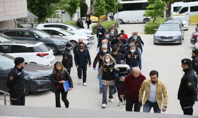 GÜNCELLEME - Eskişehir merkezli fuhuş operasyonunda 7 şüpheliden 4’ü tutuklandı GÜNCELLEME - Eskişehir merkezli fuhuş operasyonunda 7 şüpheliden 4’ü tutuklandı