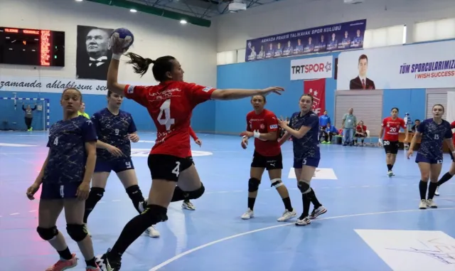 Hentbol Kadınlar Süper Lig Şampiyonluk Etabı Hentbol Kadınlar Süper Lig Şampiyonluk Etabı