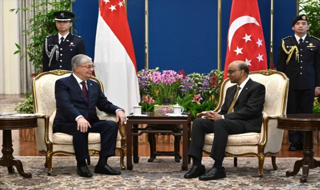 Kazakistan Cumhurbaşkanı Tokayev Singapur’u ziyaret etti Kazakistan Cumhurbaşkanı Tokayev Singapur’u ziyaret etti